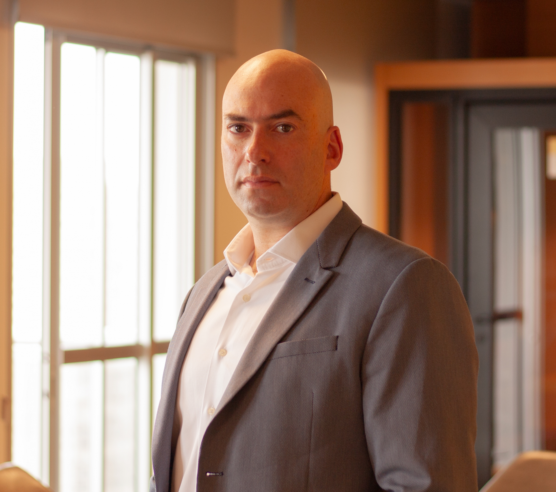 Daniel R. Schnaider
